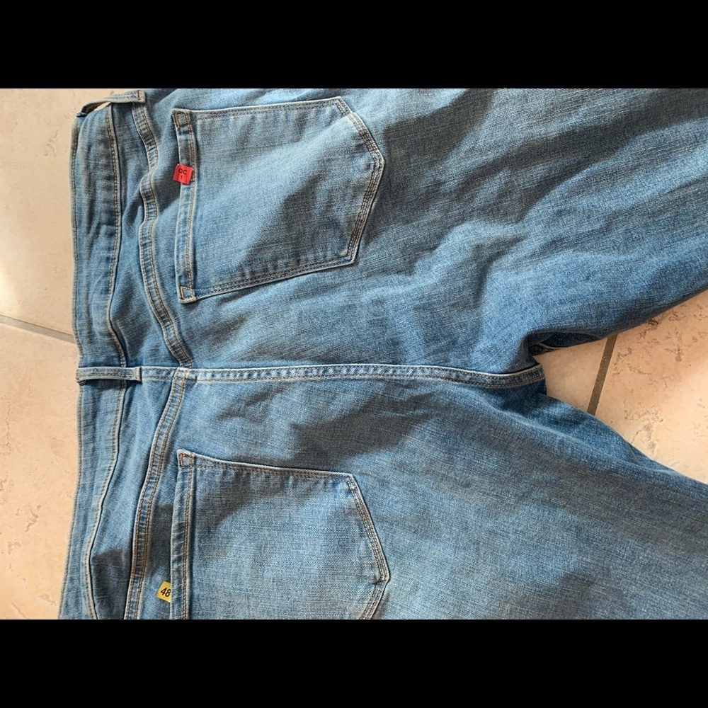 BNWT! Old Navy Rockstar Light Wash Jeans - Picture 3 of 6